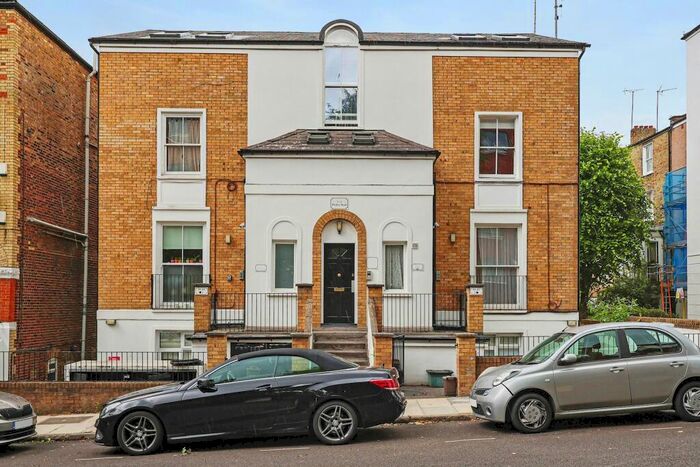 1 Bedroom Flat To Rent In Pleshey Road (), Holloway, N7