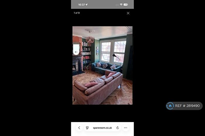 3 Bedroom Maisonette To Rent In St Marys Road, London, NW10