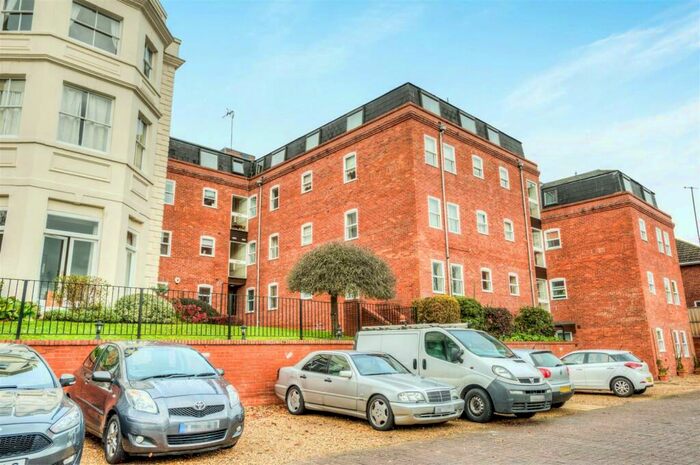 2 Bedroom Apartment To Rent In Kenilworth Hall, Bridge Street, Kenilworth, CV8