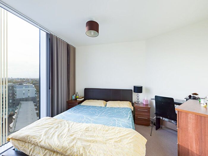 1 Bedroom Flat To Rent In Harmony Place, London, SE8