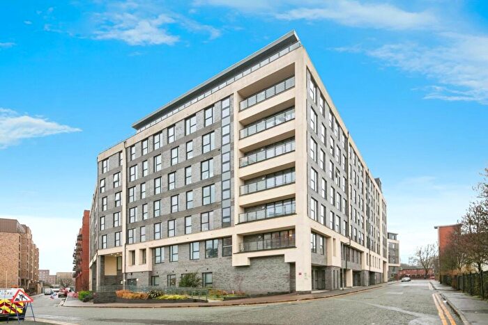 2 Bedroom Flat For Sale In Worrall Street, Salford, Greater Manchester, M5