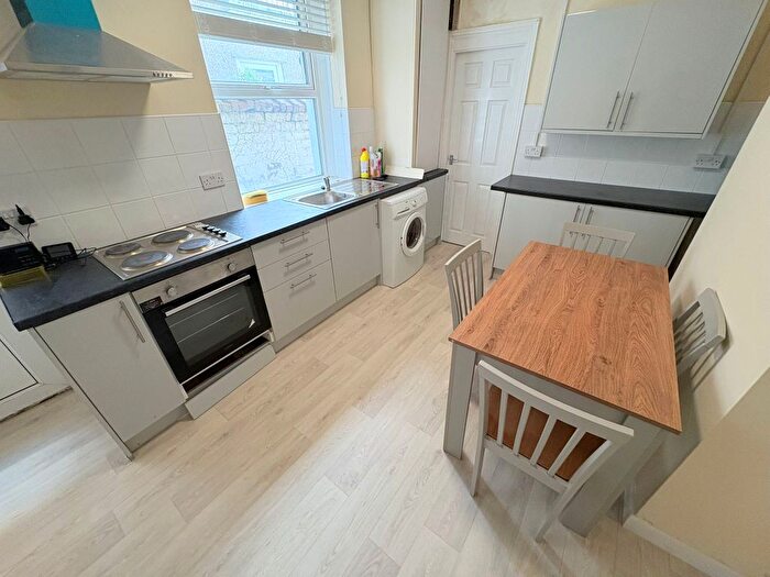 1 Bedroom Flat To Rent In Marlborough Road, Brynmill, Swansea, SA2