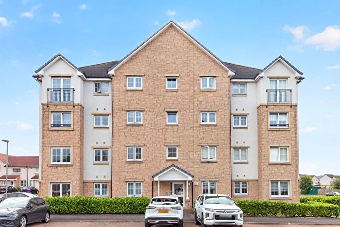 2 Bedroom Flat For Sale In Inverleith Crescent, Glasgow, G32