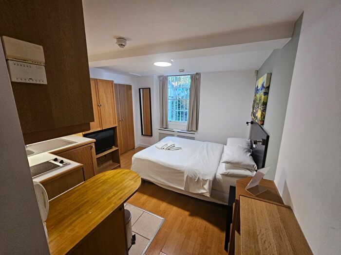 Studio To Rent In Cartwright Gardens, Bloomsbury, WC1H
