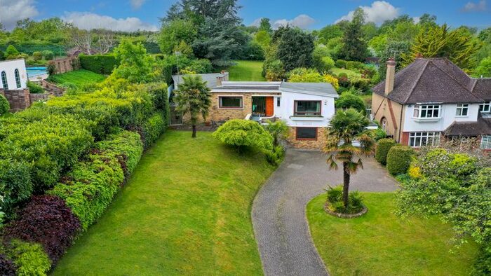 3 Bedroom Detached House For Sale In Batchworth Hill, Rickmansworth, WD3