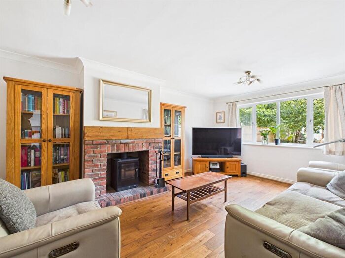 5 Bedroom Detached House For Sale In Church View, Duffield, Belper, Derbyshire, DE56