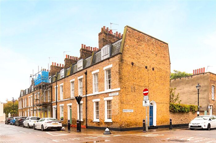 4 Bedroom Detached House For Sale In York Square, Limehouse, London, E14