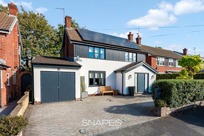 4 Bedroom Detached House For Sale In Darwin Grove, Bramhall, SK7