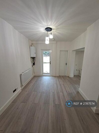 4 Bedroom Terraced House To Rent In Peabody Estate, London, N17