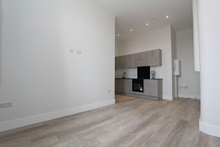 1 Bedroom Flat To Rent In Hillsborough Barracks, Penistone Road, S6