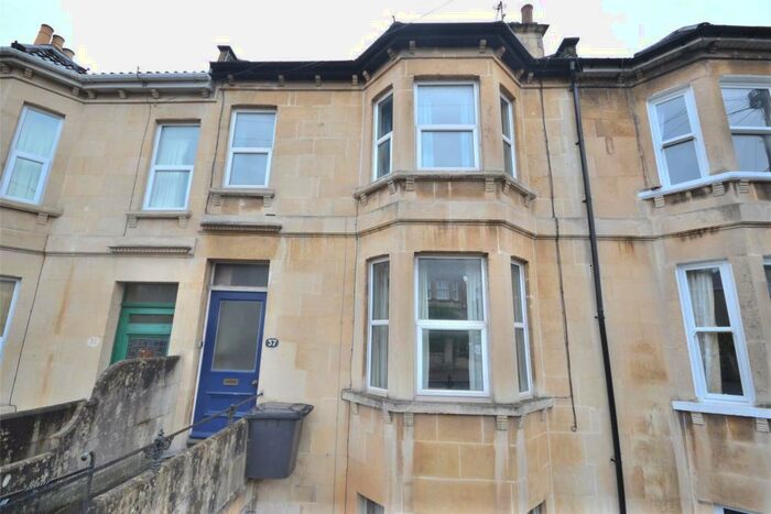 5 Bedroom Terraced House To Rent In Newbridge Hill, Bath, Somerset, BA1