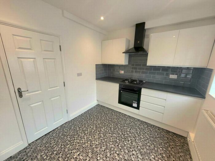 3 Bedroom House To Rent In Lambourne Crescent, Chigwell, IG7