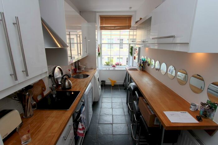 1 Bedroom Flat To Rent In Niddry Street, Old Town, Edinburgh, EH1