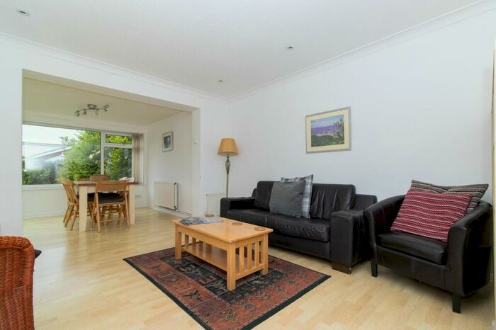 3 Bedroom Detached Bungalow To Rent In Hodgson Road, Seasalter, CT5