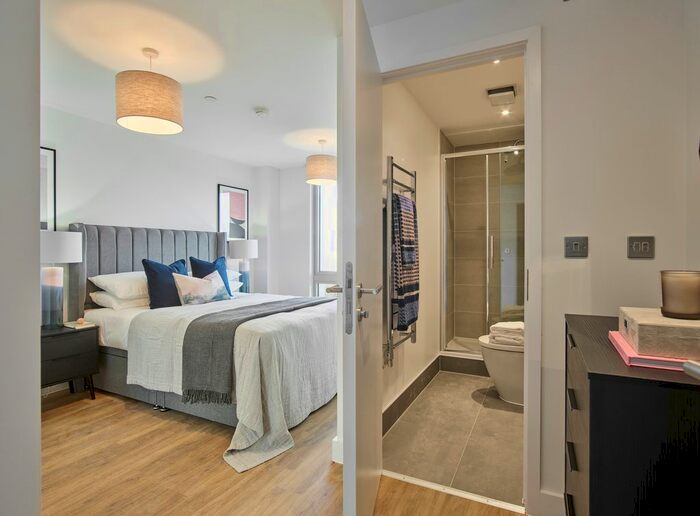 1 Bedroom Flat To Rent In Silbury Boulevard, Milton Keynes, MK9