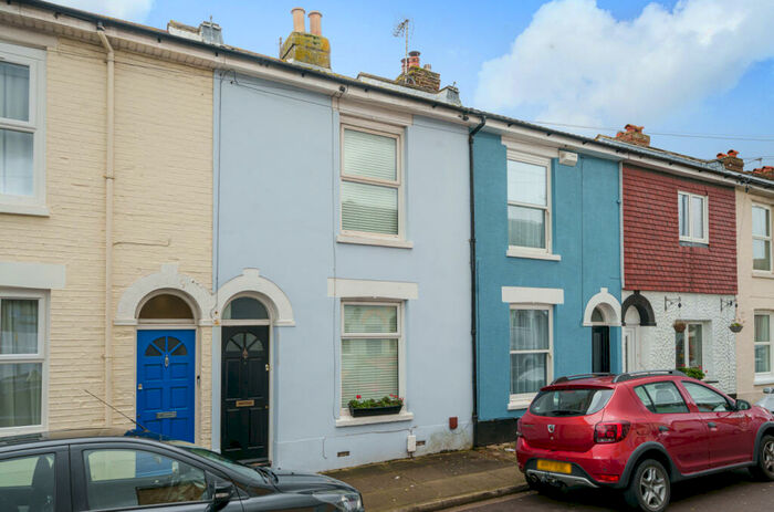 2 Bedroom Terraced House To Rent In Eastney Street, Southsea, PO4