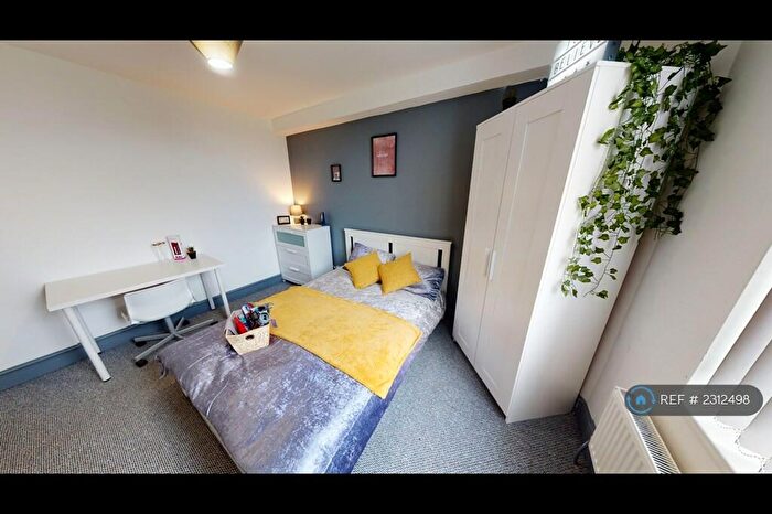 5 Bedroom Terraced House To Rent In Hafton Road, Salford, M7