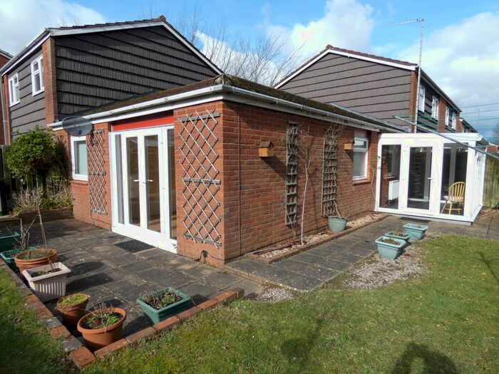 2 Bedroom Bungalow To Rent In Rossini Close, Basingstoke, RG22