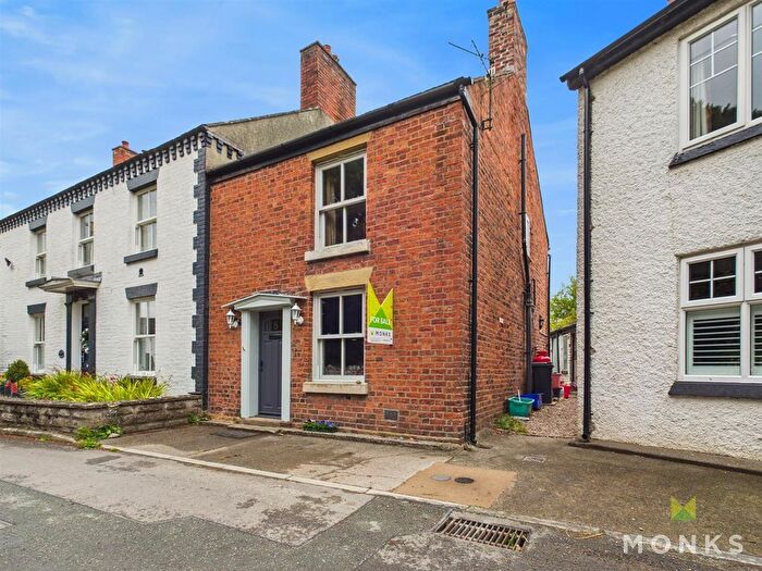 3 Bedroom Property For Sale In Church View, Llanfechain, SY22