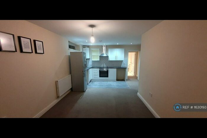 1 Bedroom Flat To Rent In Bromsgrove Street, Kidderminster, DY10