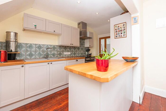 3 Bedroom End Of Terrace House For Sale In Elstree Road, Bristol, BS5