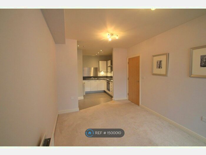 1 Bedroom Flat To Rent In Wellington Place, Tonbridge, TN9