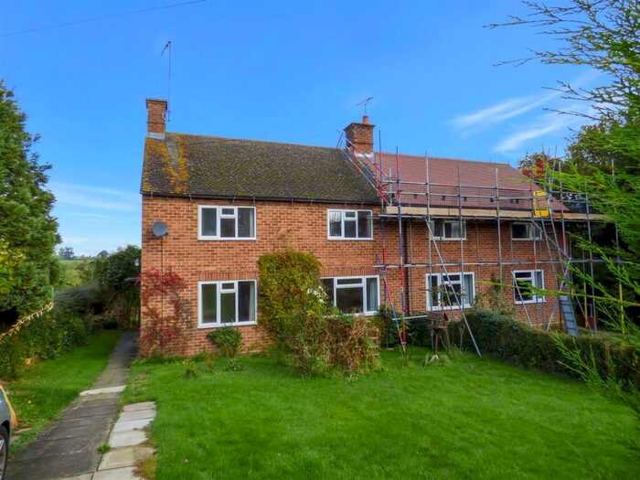 3 Bedroom Semi-Detached House For Sale In The Green, Stretton On Fosse, Moreton-in-Marsh, GL56