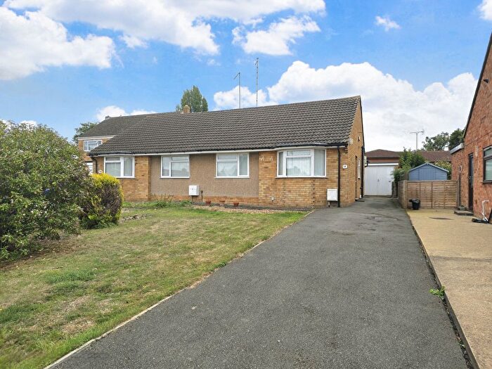 2 Bedroom Bungalow For Sale In Chulmleigh Walk, Abington Vale, NN3