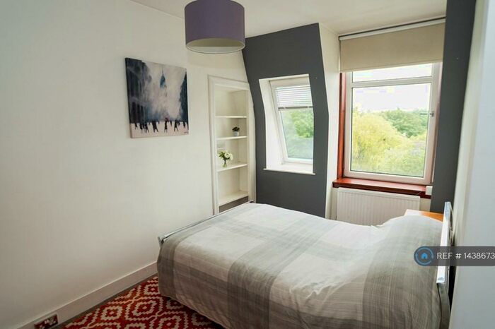 2 Bedroom Flat To Rent In Top Right, Bieldside, Aberdeen, AB15