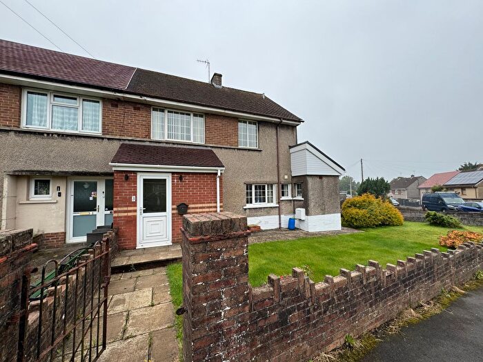 3 Bedroom Semi-Detached House For Sale In Heol Shon, Bridgend, CF32