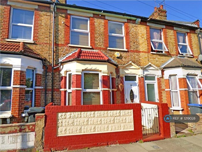 2 Bedroom Terraced House To Rent In Henderson Road, London, N9