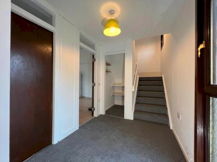 3 Bedroom Maisonette To Rent In Clerkhill Place, Peterhead, AB42