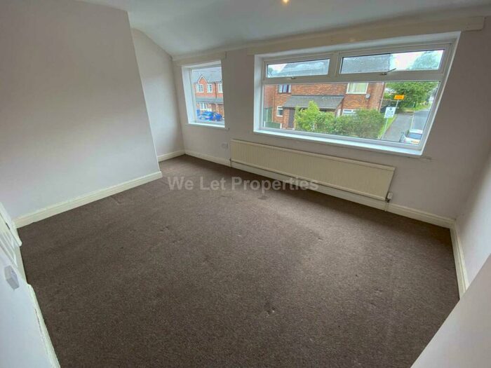 2 Bedroom House To Rent In John Street, Droylsden, M43