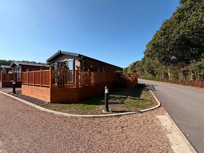 2 Bedroom Lodge For Sale In Willerby Sheraton Elite, Colchester Country Park, Cymbeline Way, Colchester, Essex, CO3