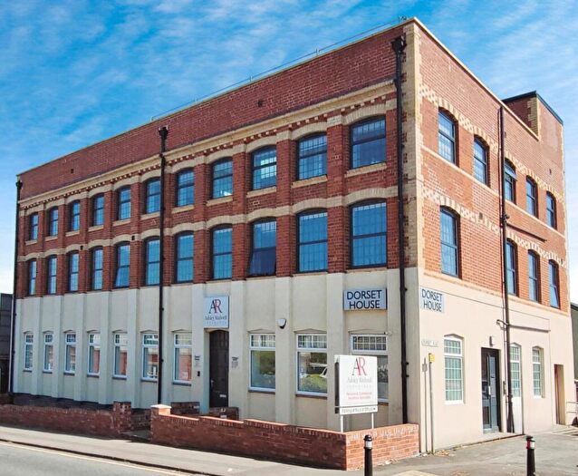 2 Bedroom Flat To Rent In Downend Road, Kingswood, BS15