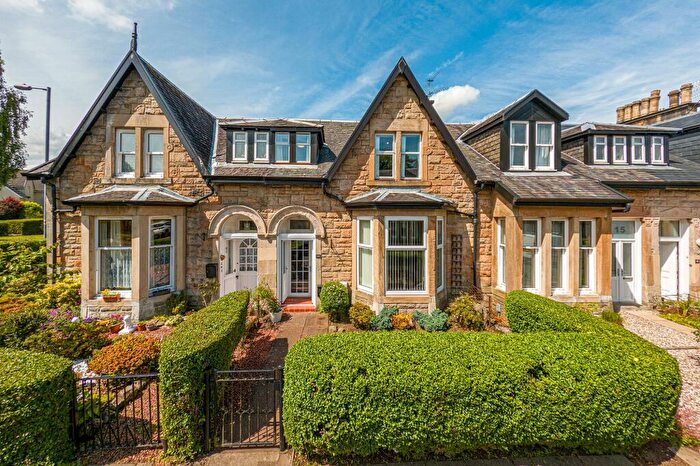 3 Bedroom Terraced House For Sale In Claremont Gardens, Milngavie, G62