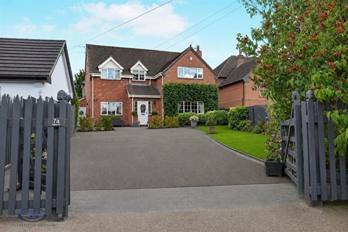4 Bedroom Detached House For Sale In A West Avenue, Weston, Crewe, CW2