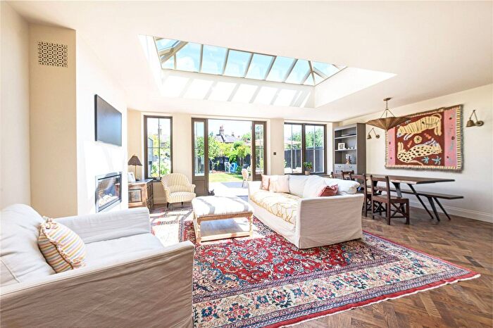 6 Bedroom Semi-detached House For Sale In Upper Richmond Road, London, SW15