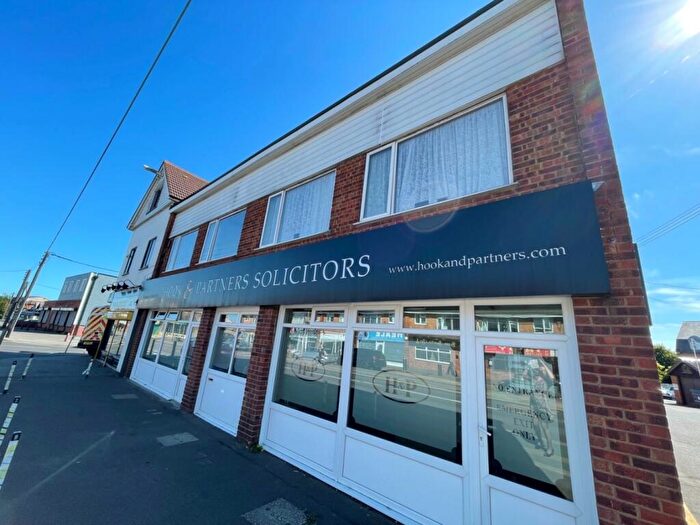 2 Bedroom Flat To Rent In High Street, Canvey Island, SS8