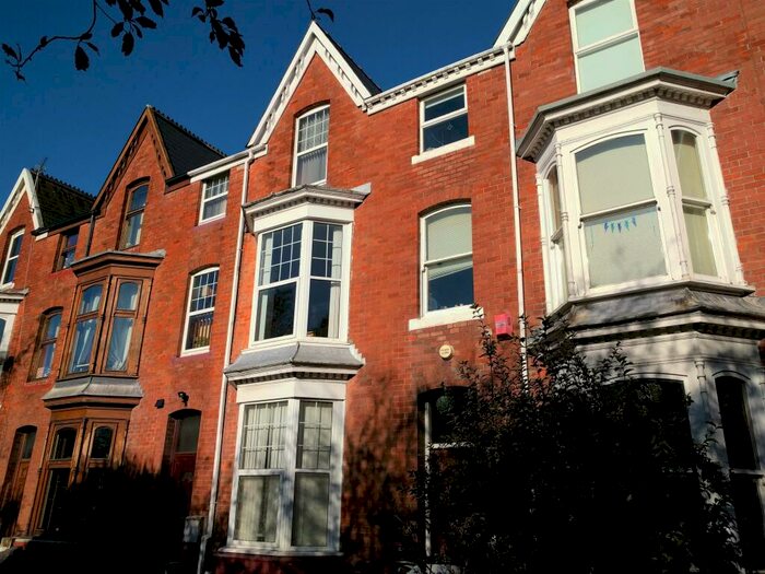 1 Bedroom Flat To Rent In Sketty Road, Uplands, Swansea, SA2