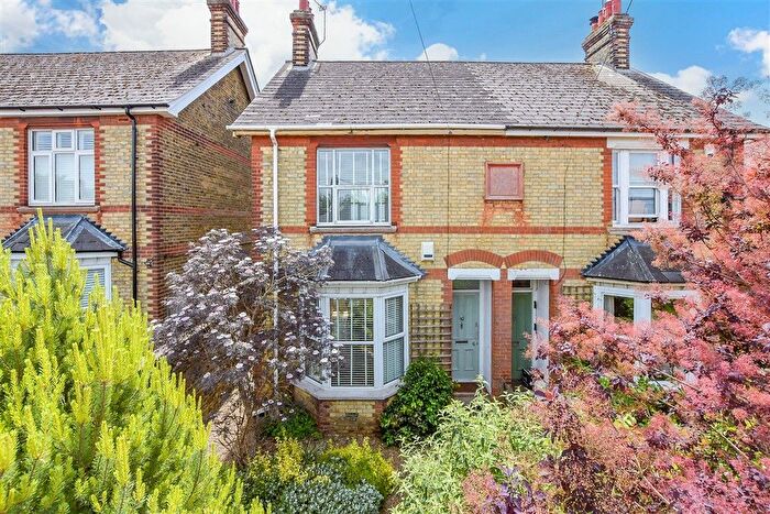 3 Bedroom Semi Detached House For Sale In Loose Road, Loose, Maidstone, Kent, ME15
