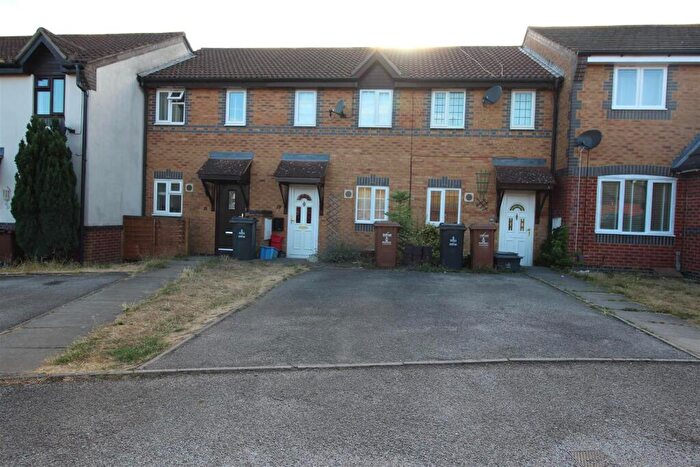 2 Bedroom Terraced House To Rent In Chepstow Close, Stevenage, SG1