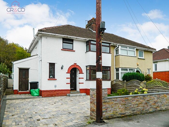 3 Bedroom Semi-detached House For Sale In Beaufort Terrace, Ebbw Vale, NP23