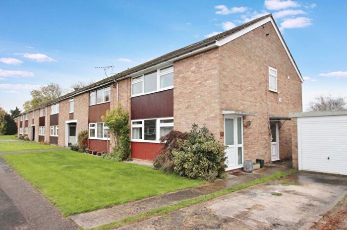 2 Bedroom Maisonette To Rent In Shelley Close, Abingdon, OX14