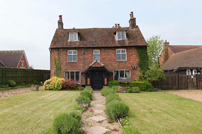 5 Bedroom Detached House For Sale In Manor Cottage, Lower Road, Stoke Mandeville, HP22