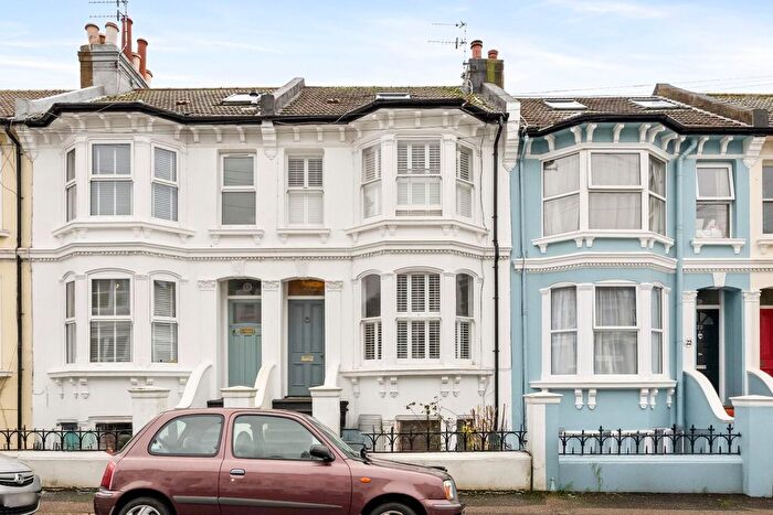 3 Bedroom Maisonette For Sale In Cowper Street, Hove, BN3