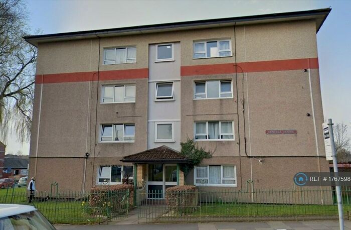 1 Bedroom Flat To Rent In Hollin House, Middleton, Manchester, M24