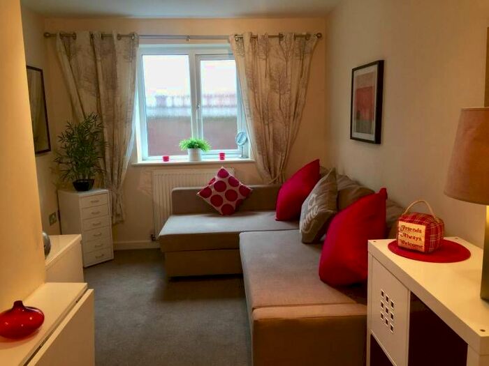 1 Bedroom Flat To Rent In Briarrose Mews, Timperley, Cheshire, WA14