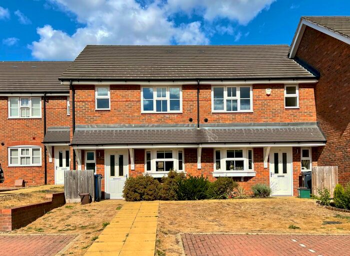 3 Bedroom Terraced House To Rent In Ash Grove, Chesham, HP5