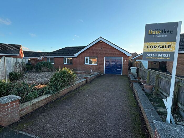 3 Bedroom Bungalow For Sale In The Hurst, Skegness, Lincolnshire, PE25